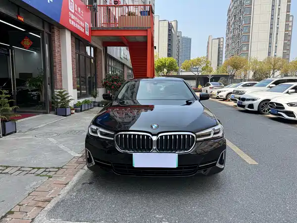 BMW 5 Series 2022