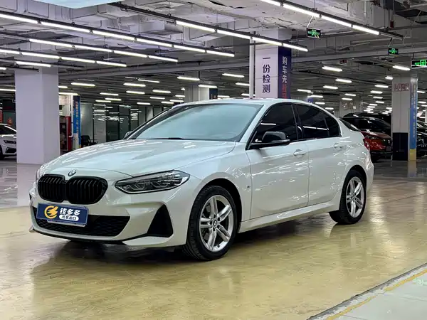 BMW 1 Series 2022