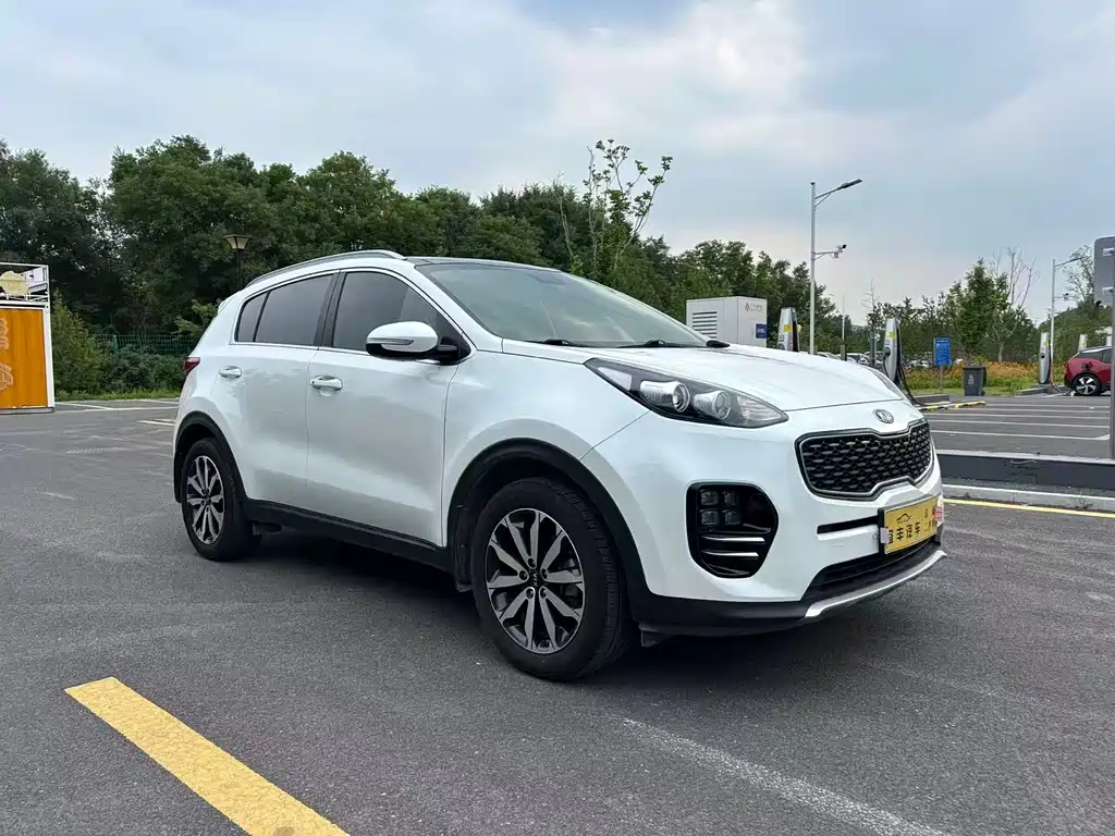 Kia KX5 2018 — фото 3