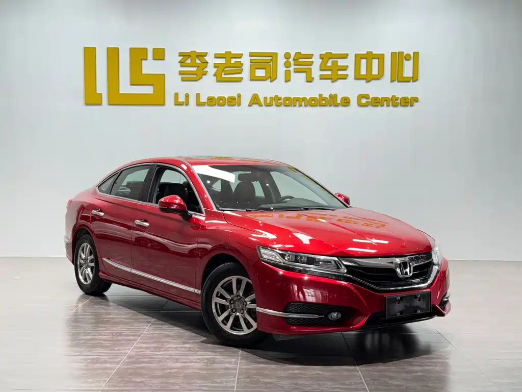 Honda Spirior 2016 — фото 3