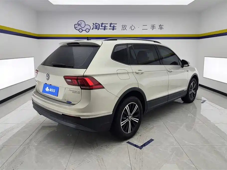 Volkswagen Tiguan L 2020 — фото 3