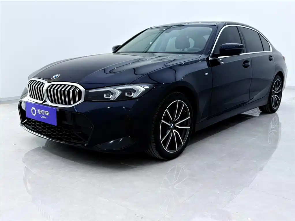 BMW 3 Series 2023 — фото 1