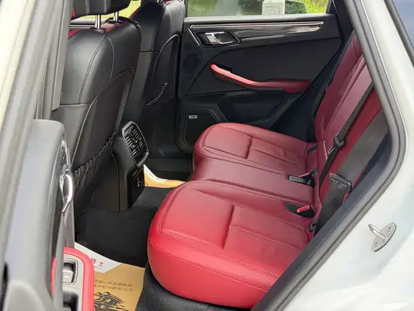 Porsche Macan 2022