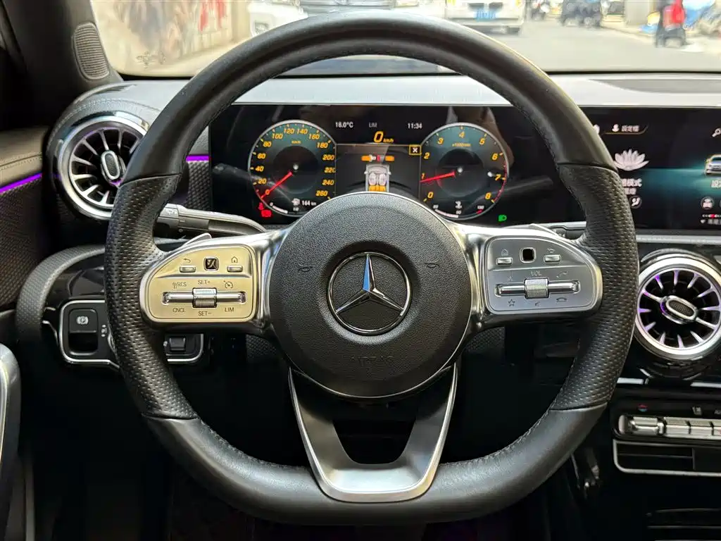 Mercedes-Benz A-Class 2021 — фото 12