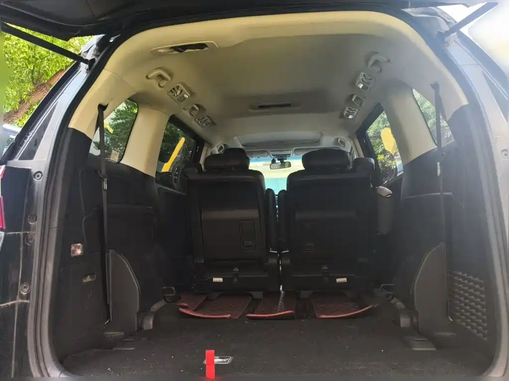 Honda Odyssey 2017 — фото 10