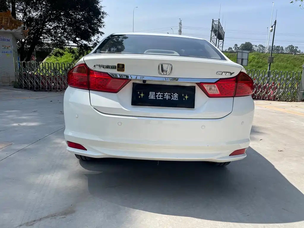 Honda City 2016 — фото 14