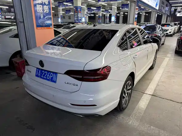 Volkswagen Lavida 2022