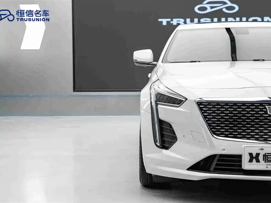 Cadillac CT6 2019 — фото 8
