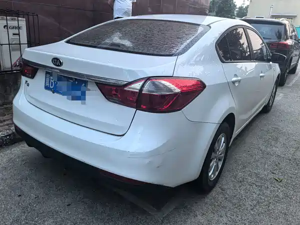 Kia K3 2016