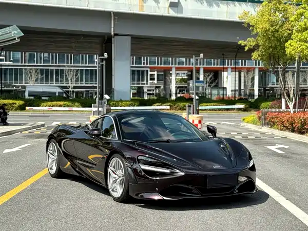 McLaren 720S 2018
