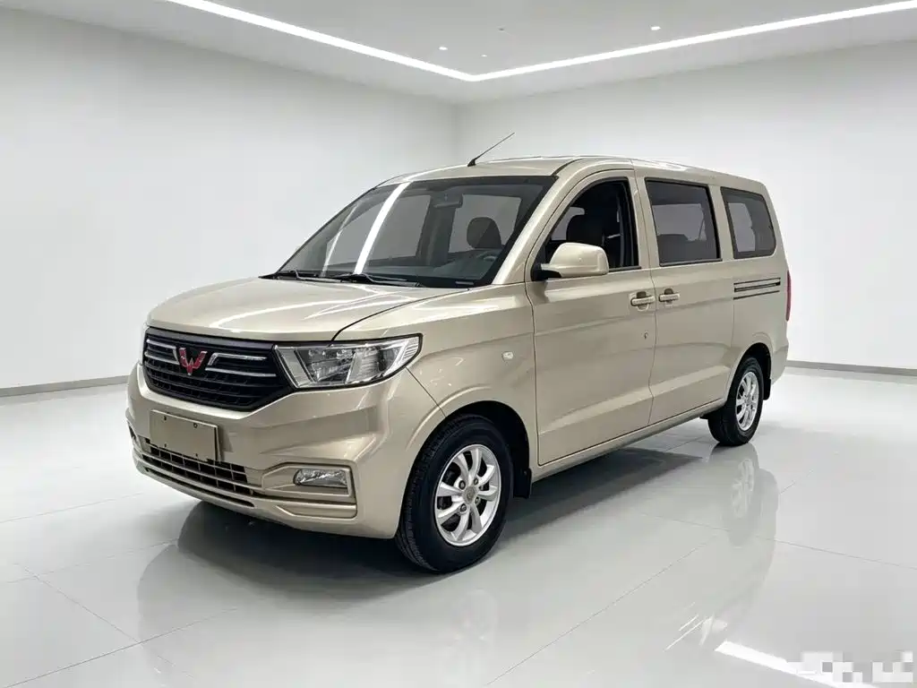 Wuling Hongguang V 2020 — фото 1