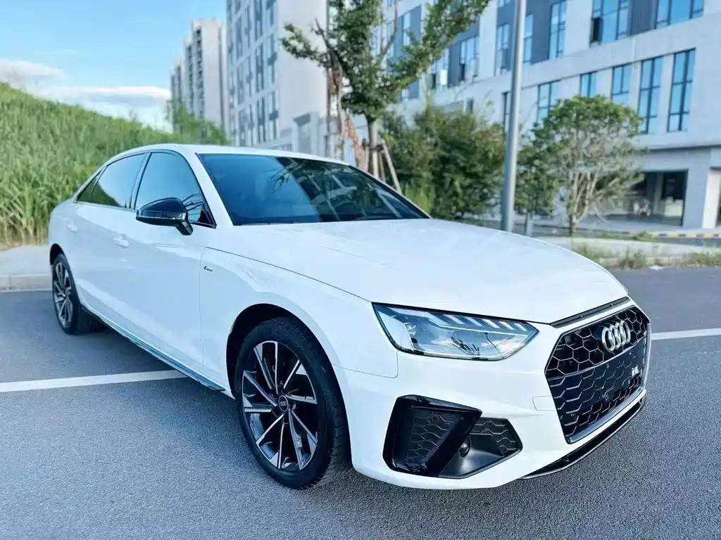 Audi A4L 2023