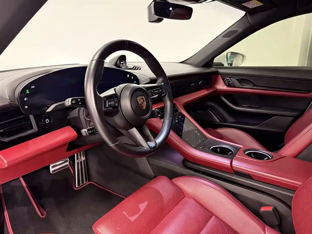 Porsche Taycan 2021 — фото 10