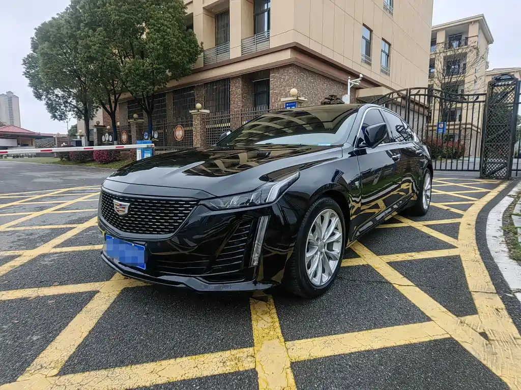 Cadillac CT5 2021 — фото 1