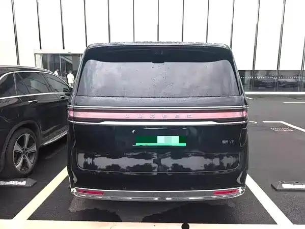 Luxeed V9 2026