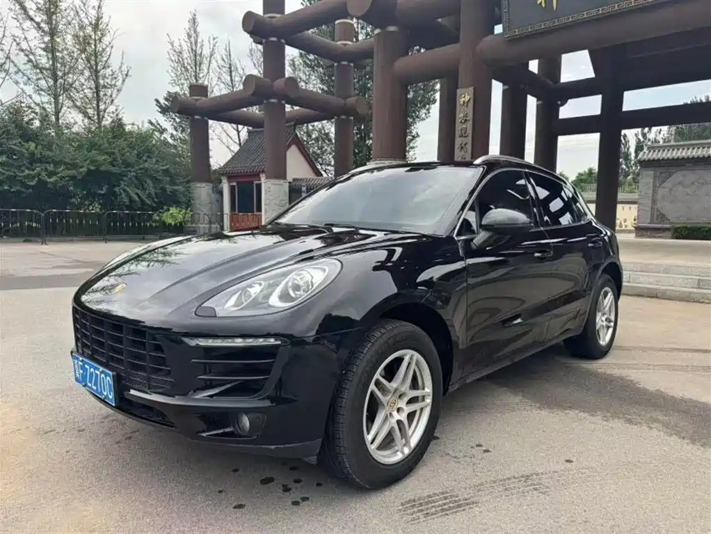 Porsche Macan 2017 — фото 1
