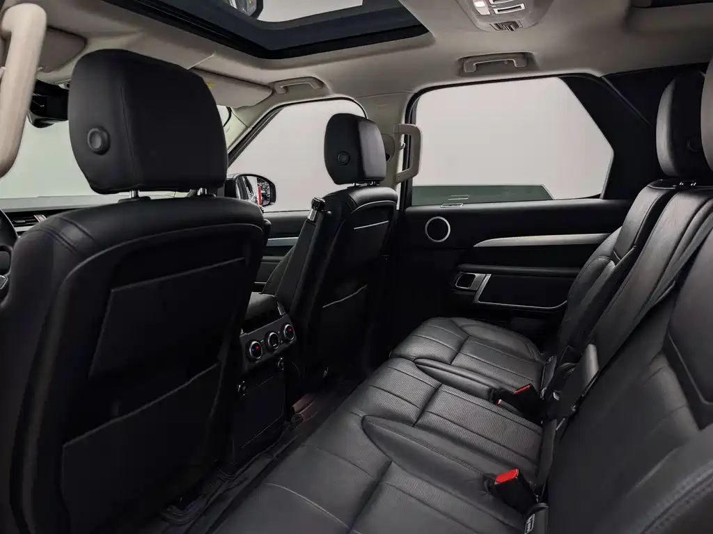 Land Rover Discovery 2020 — фото 22