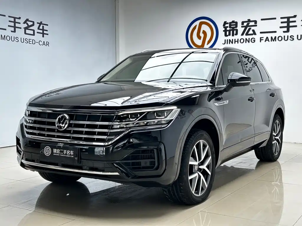 Volkswagen Touareg 2020 — фото 1