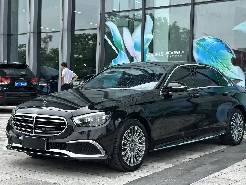 Mercedes-Benz E-Class 2019 — фото 1