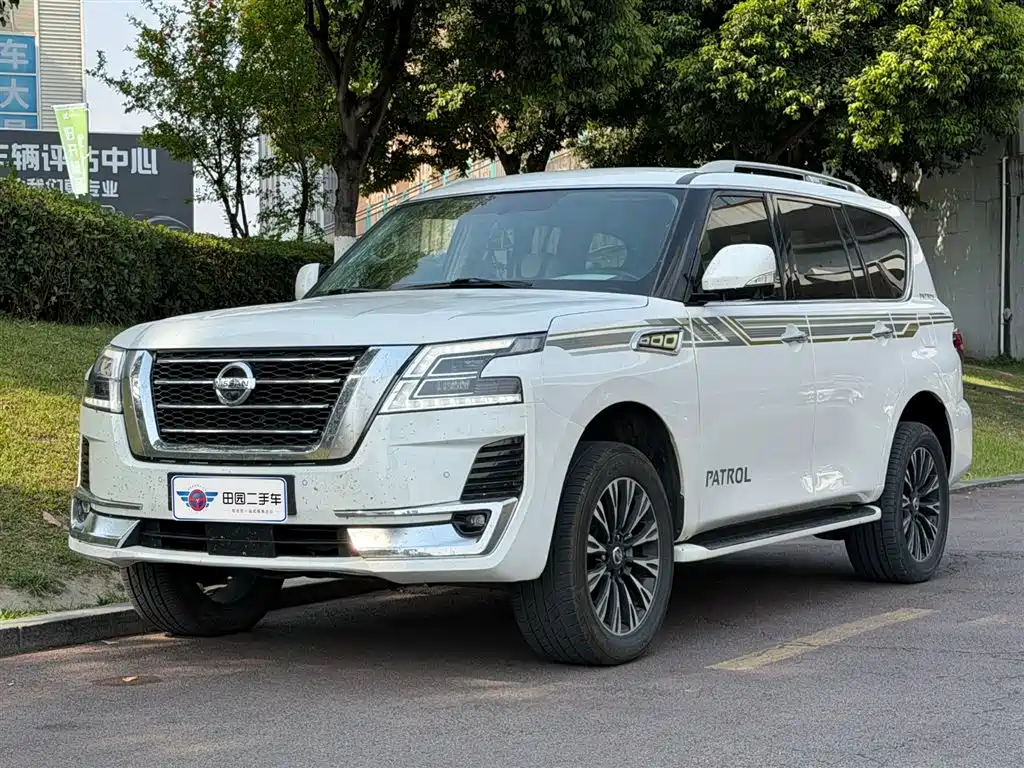 Nissan Patrol 2020 — фото 1