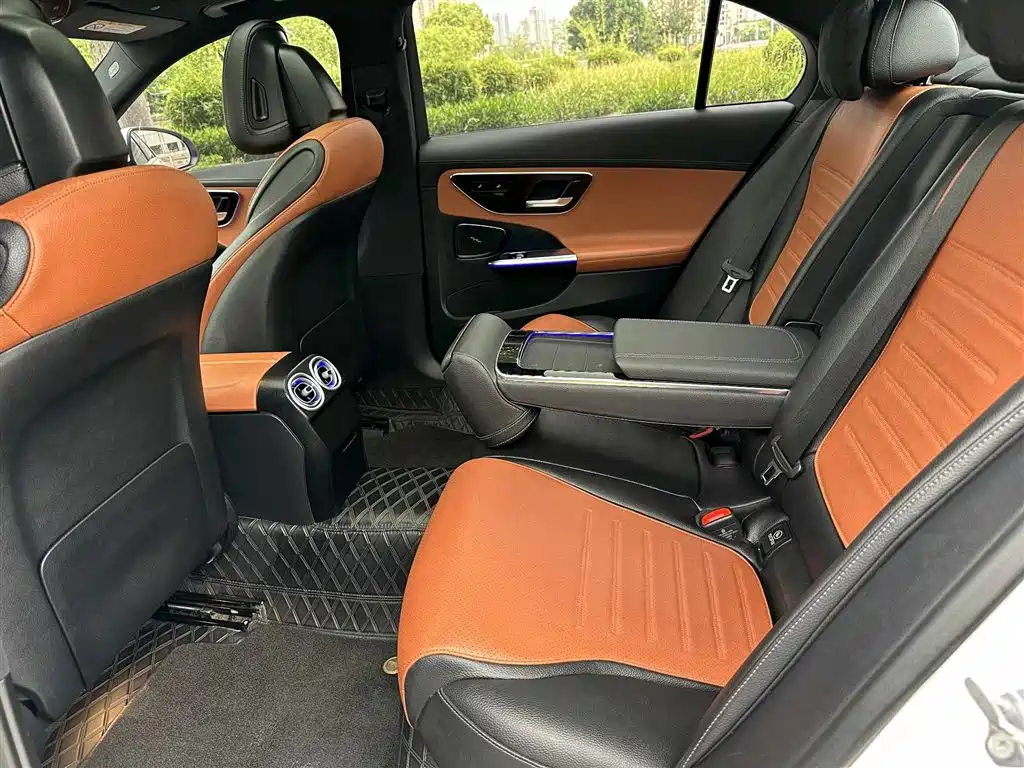 Mercedes-Benz C-Class 2022 — фото 14