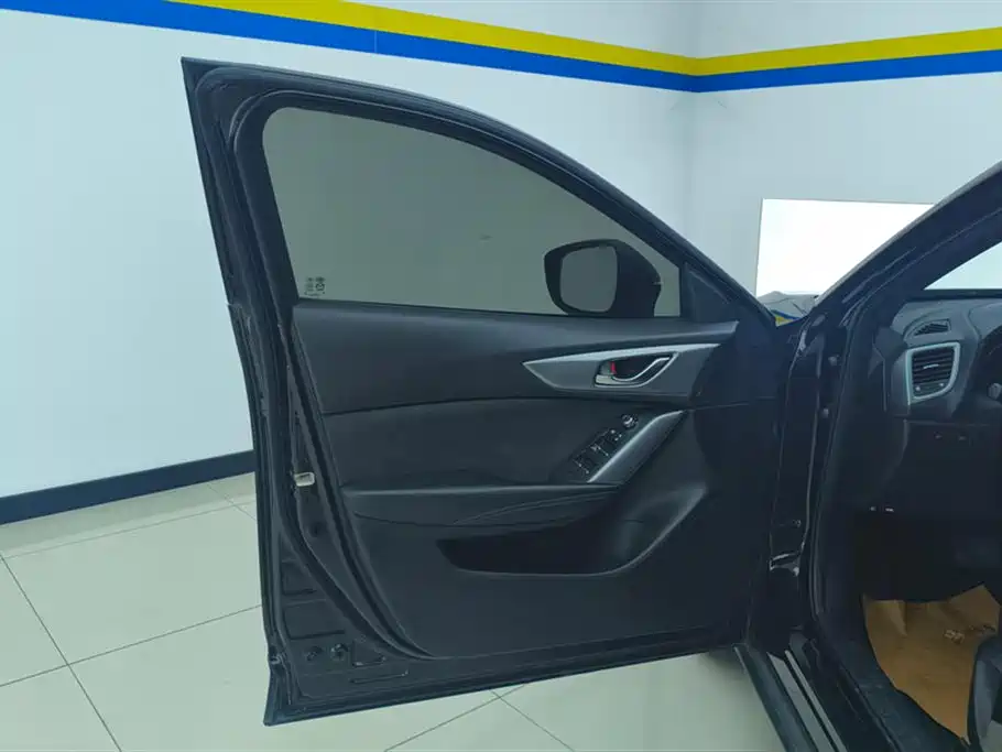Mazda CX-4 2018