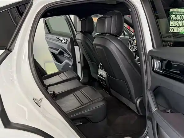 Porsche Cayenne 2020