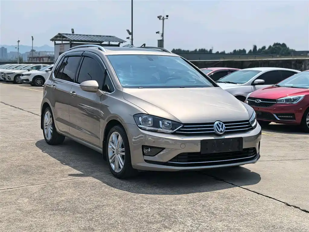 Volkswagen Golf Sportsvan 2017 — фото 2
