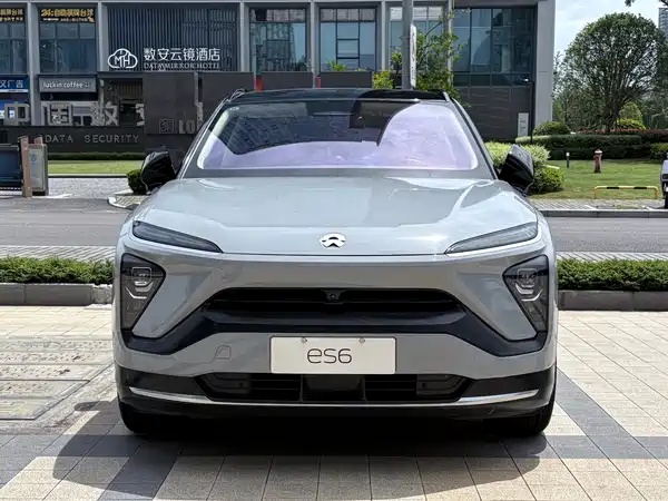 NIO ES6 2020
