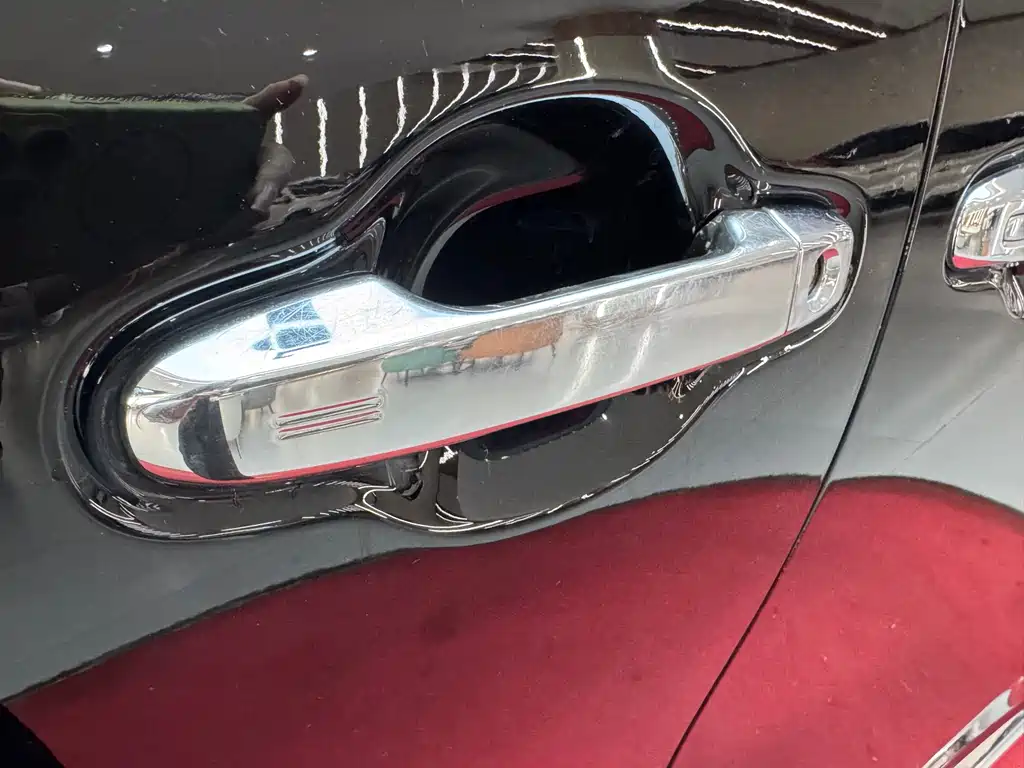 Toyota Vellfire 2023 — фото 34