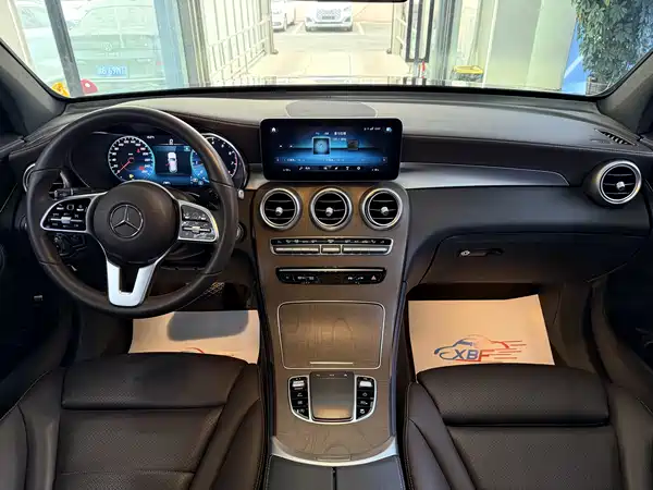 Mercedes-Benz GLC 2021