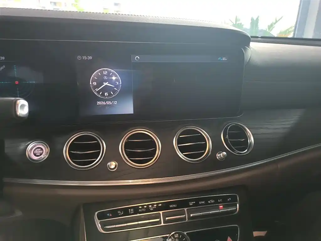 Mercedes-Benz E-Class 2020 — фото 13