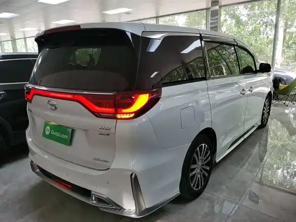GAC Trumpchi M8 2021
