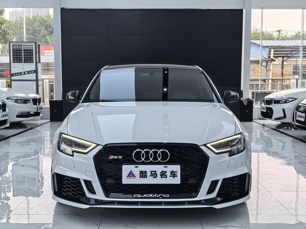 Audi A3 2018 — фото 3