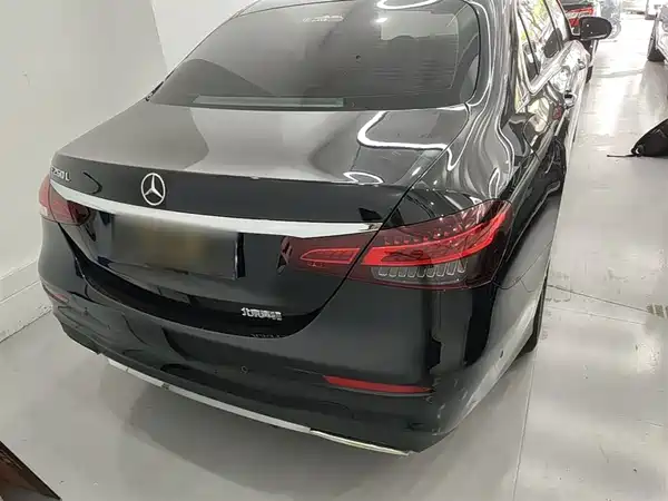 Mercedes-Benz E-Class 2021