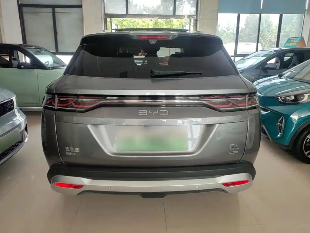 BYD Song L DM-i 2025 — фото 6