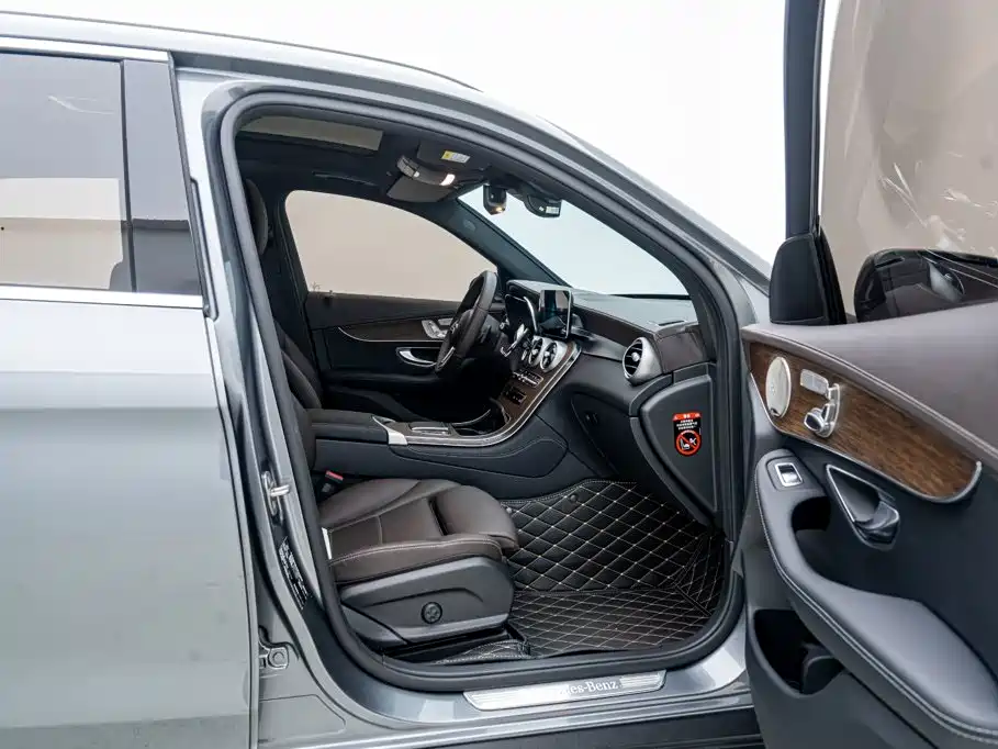 Mercedes-Benz GLC 2022 — фото 18