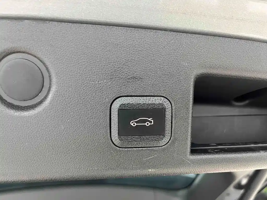 Chevrolet Equinox 2022 — фото 17
