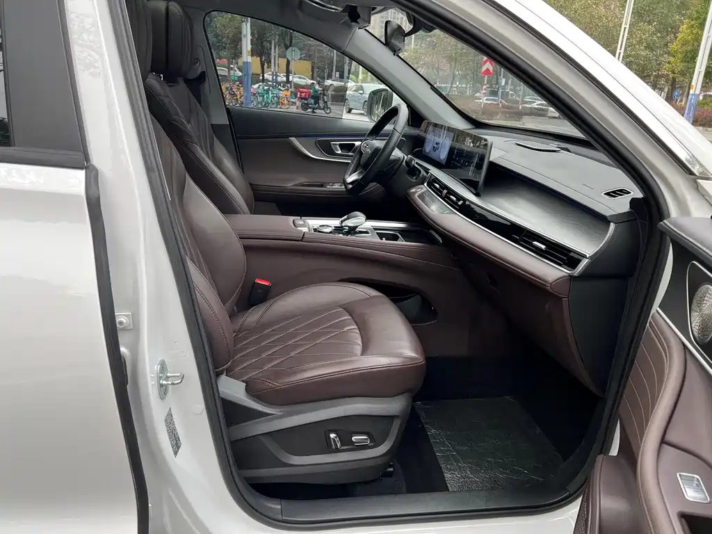 Chery Tiggo 8 PLUS 2024 — фото 19