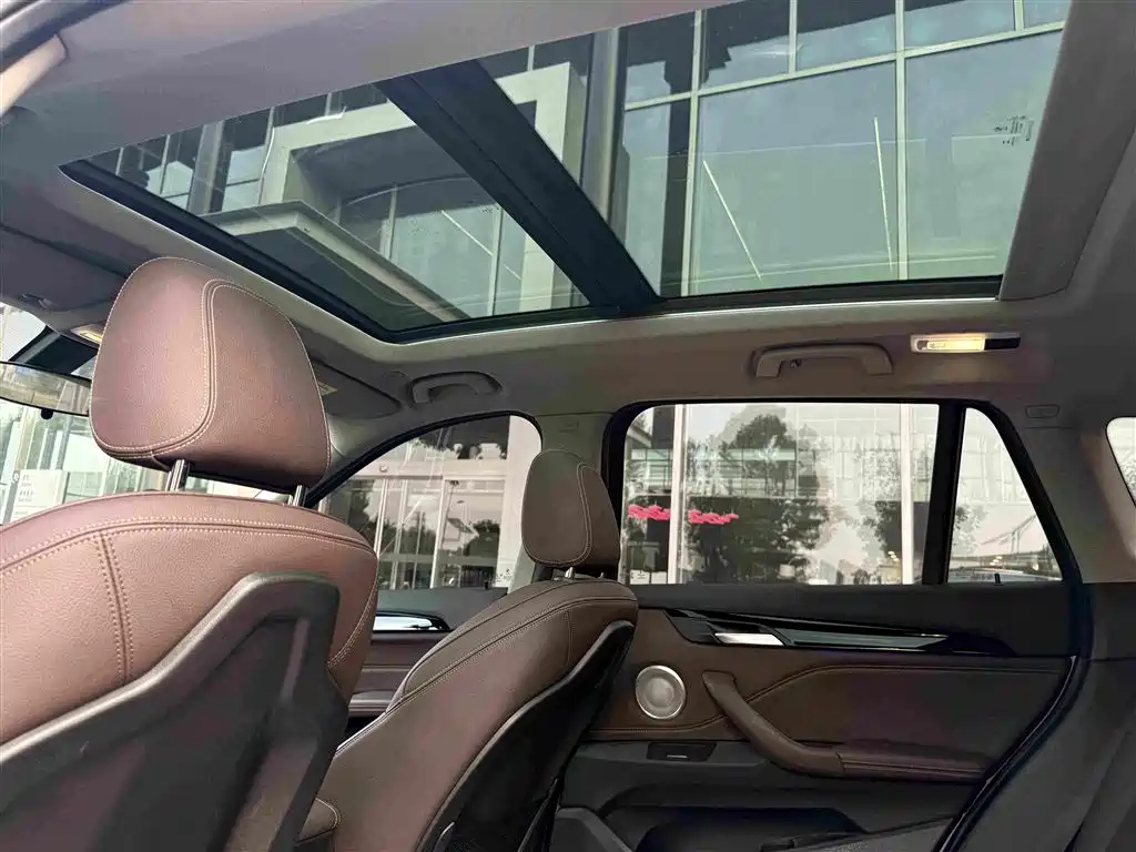 BMW X1 2021 — фото 15