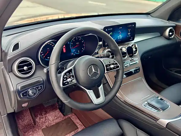 Mercedes-Benz GLC 2020