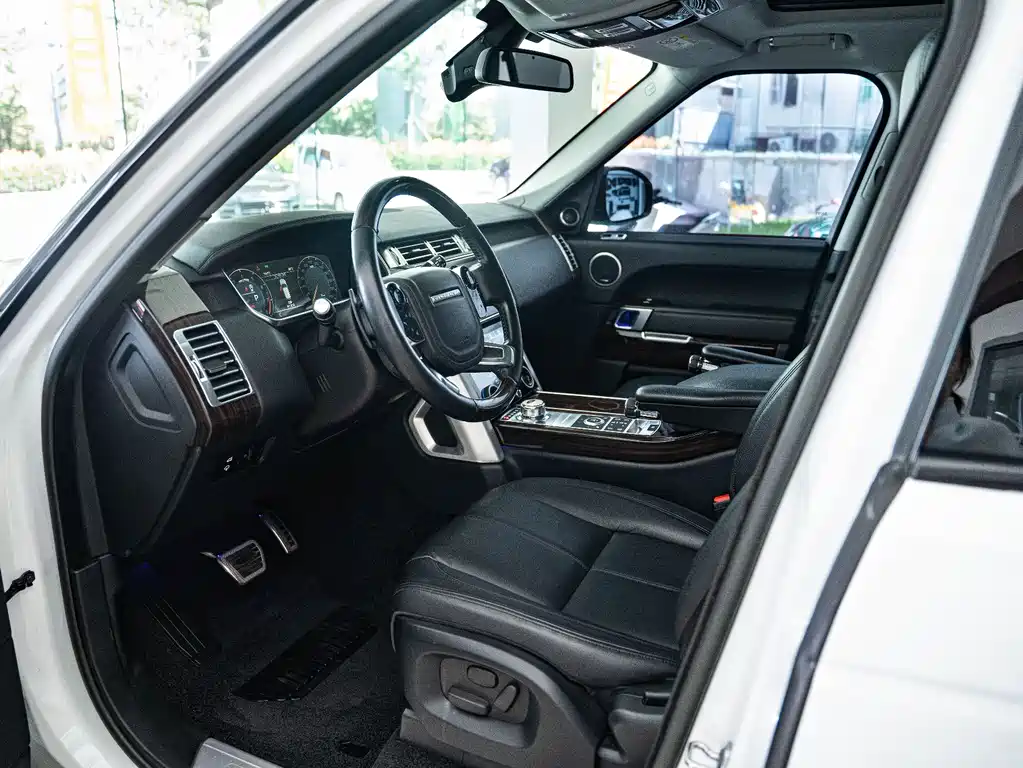 Land Rover Range Rover 2015 — фото 8