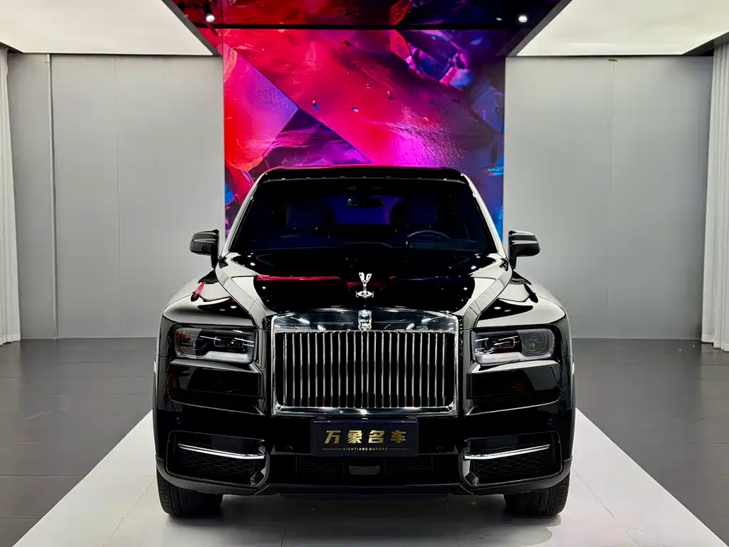 Rolls-Royce Cullinan 2023 — фото 2