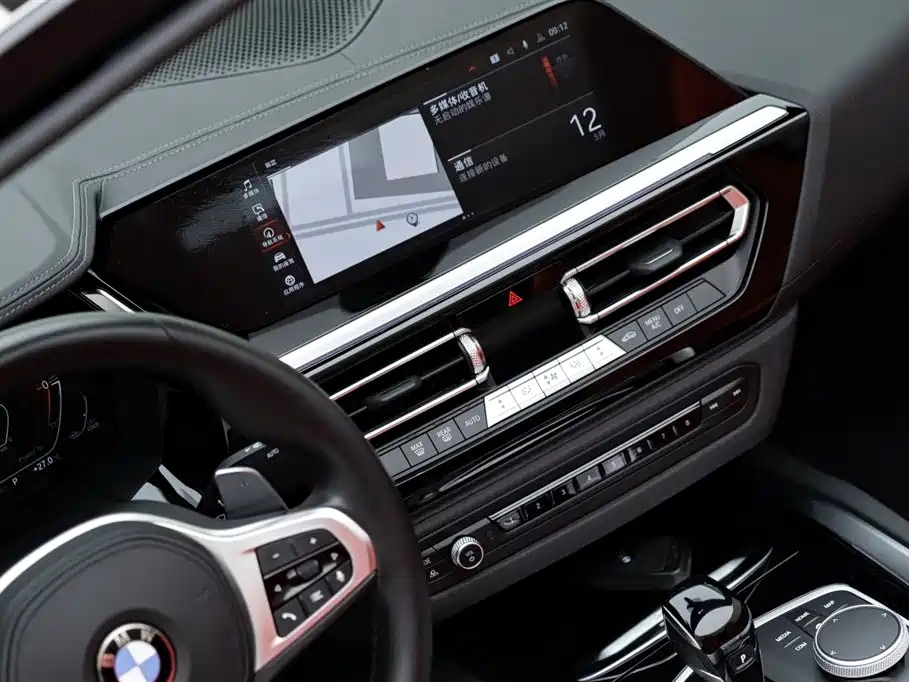 BMW Z4 2023 — фото 12