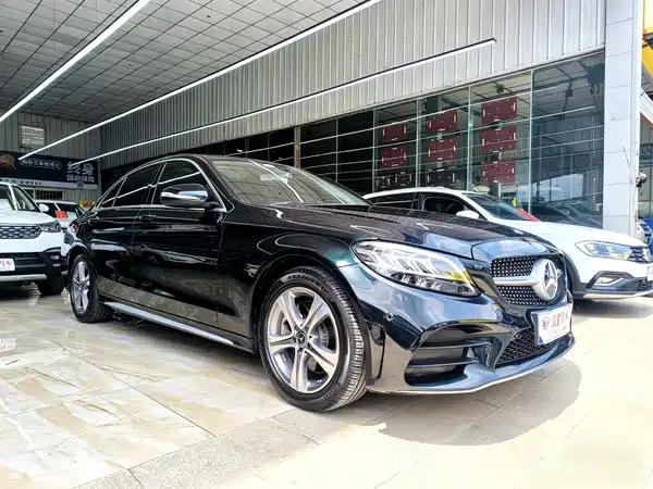 Mercedes-Benz C-Class 2020
