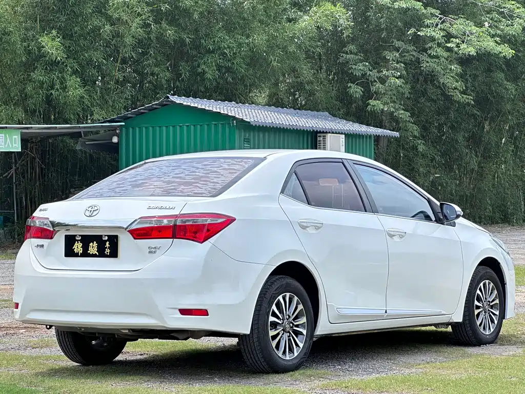Toyota Corolla 2017 — фото 6
