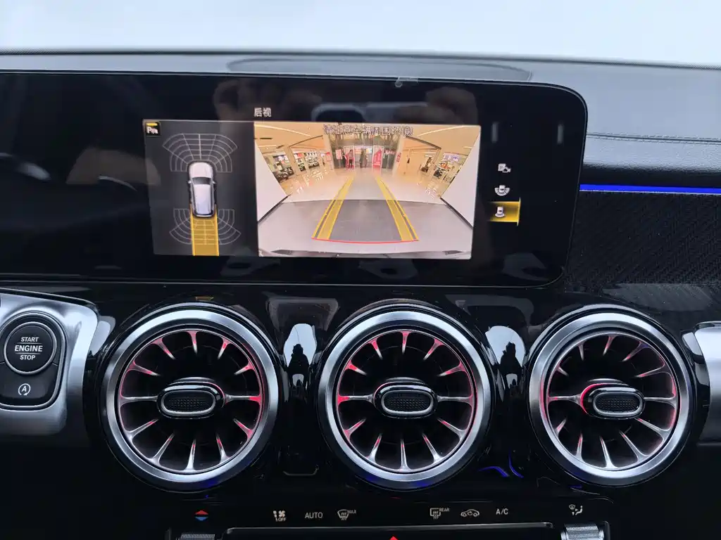 Mercedes-Benz GLB AMG 2023 — фото 6
