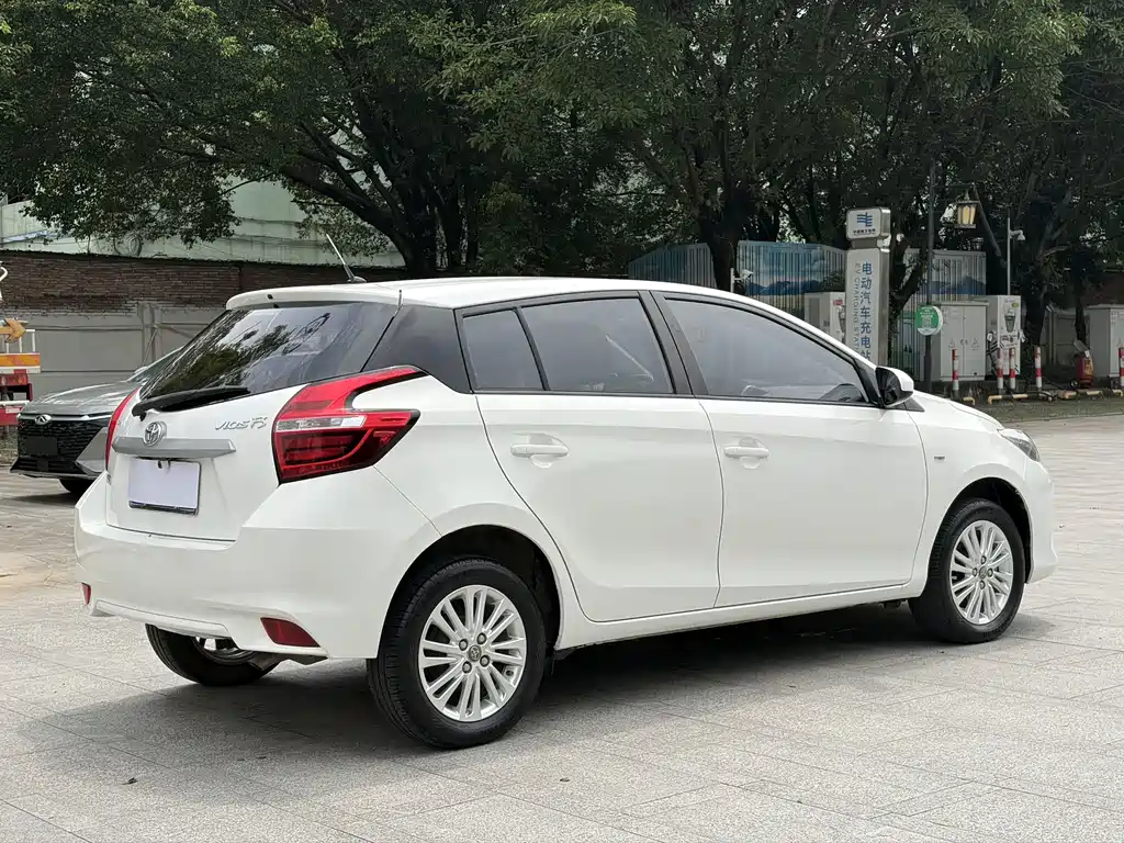 Toyota Vios FS 2018 — фото 15