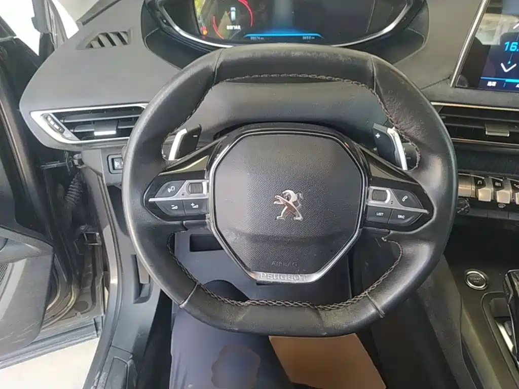Peugeot 4008 2018 — фото 11
