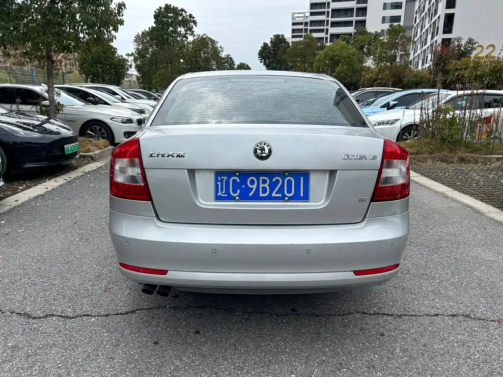 Skoda Octavia 2013 — фото 15